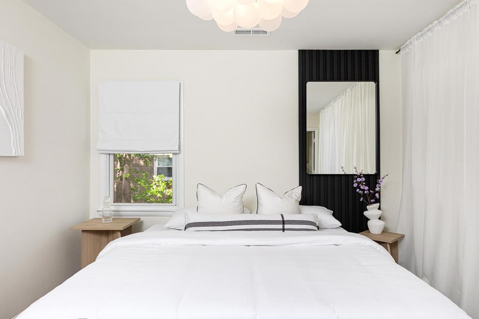 Holiday home Lux Deco King Beds Near Uptown & Breweries *